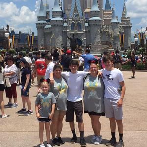 Meet your Posher, Danielle